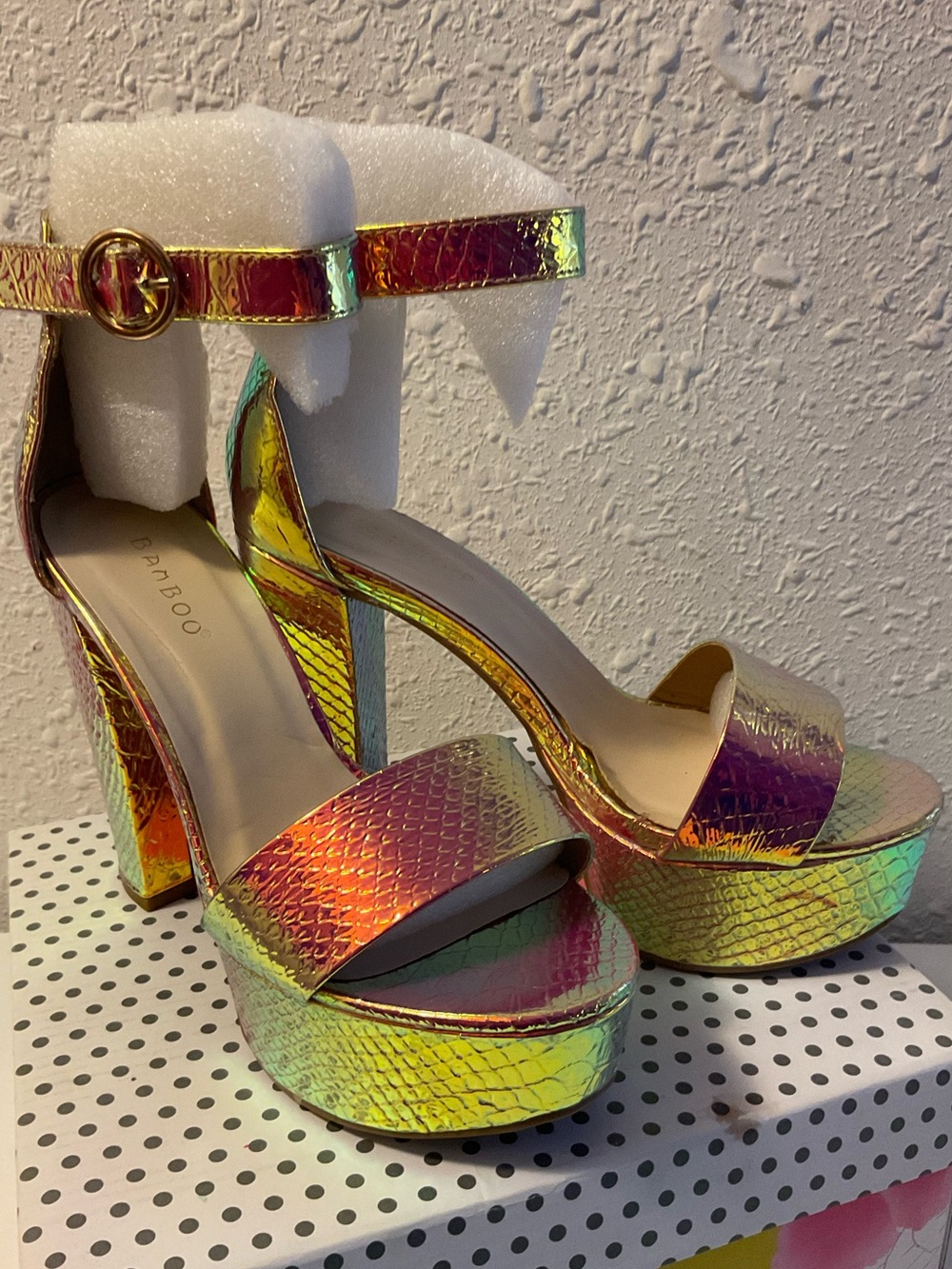 Platform Bamboo Heels chameleon color change